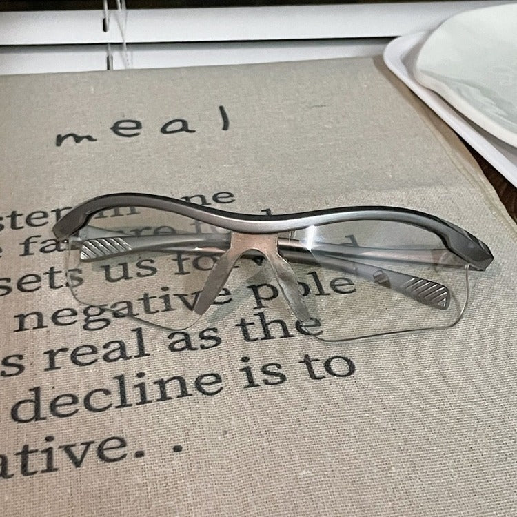 Future Technology Sense Wind Hot Girl Riding Super Light Sun Glasses