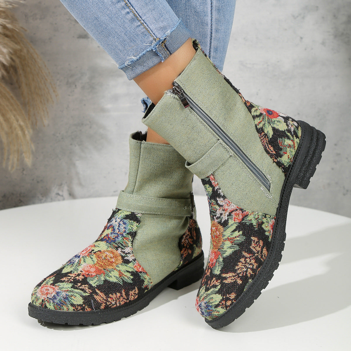 Flowers Print Ankle Boots Women Retro Belt Buckle Chunky Heels Cowboy Boots With Side Zipper Autumn And Winter Round Toe Shoes