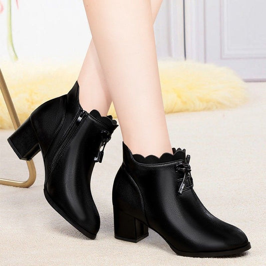 Plus Size Mother Shoes Cotton Shoes Women Autumn And Winter Plus Velvet Soft Leather Ladies Short Boots