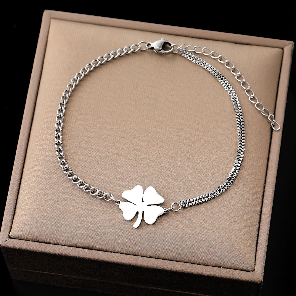 Creative Personality Retro Love Clover Titanium Steel Bracelet